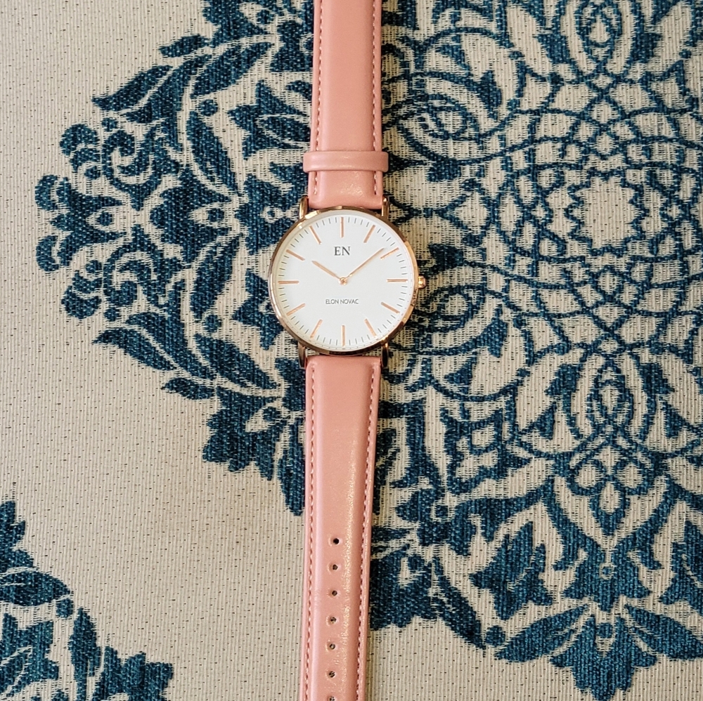 ⏱️💥 Elon Novac-Round Face-Salmon Pink Leather Strap Watch - Picture 6 of 10